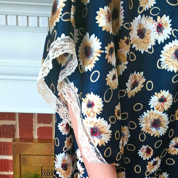 Barbizon Floral Kaftan Night Gown L Vintage Blue Daisy Maxi Muumuu House Dress - Picture 2 of 9